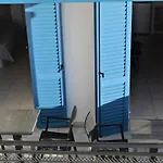 Ξενοδοχείο με διαμερίσματα Irene 2