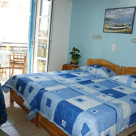 Irene 2 Aparthotel 4*